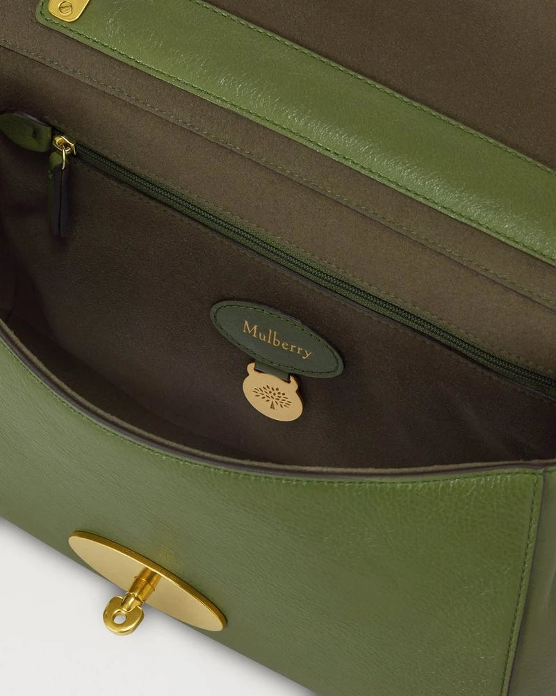 Mulberry Medium Lily – Fern High Shine Leather