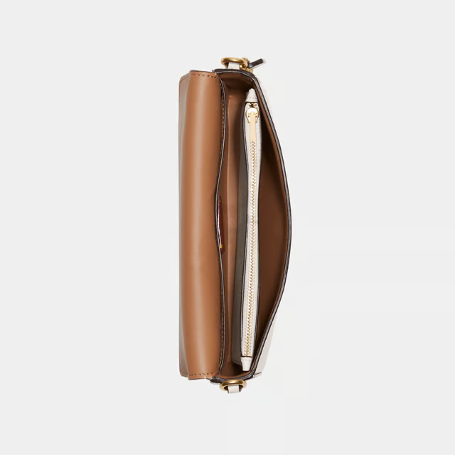 COACH
Wyn Crossbody Bag