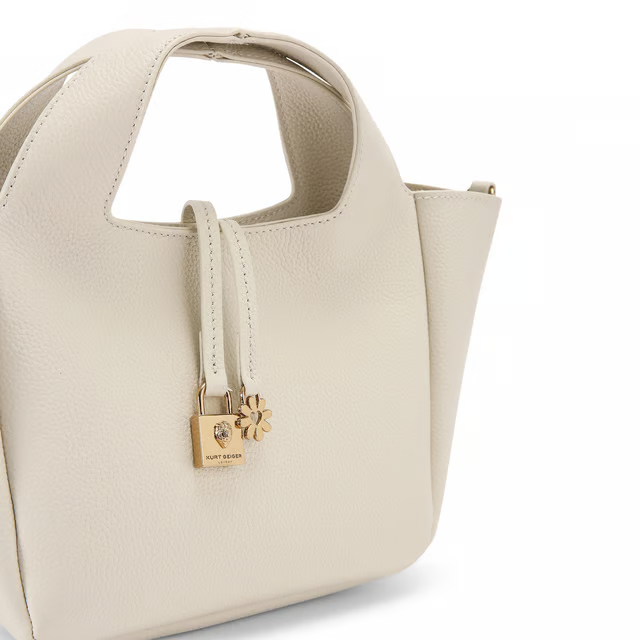 KURT GEIGER LONDON
Kurt Geiger London Leather Carnaby Sm Winged Tote Bag