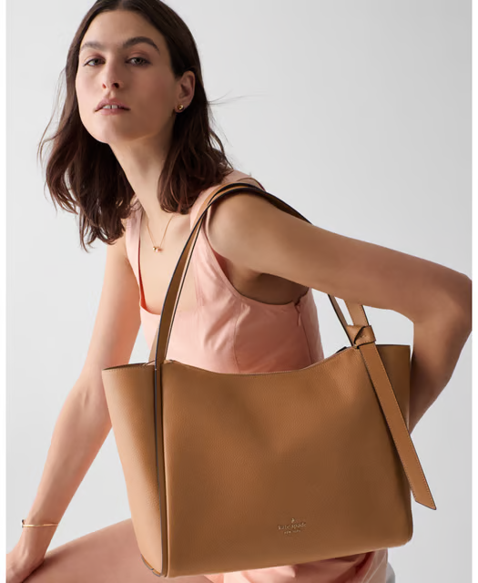 KATE SPADE
Knott Tote Bag